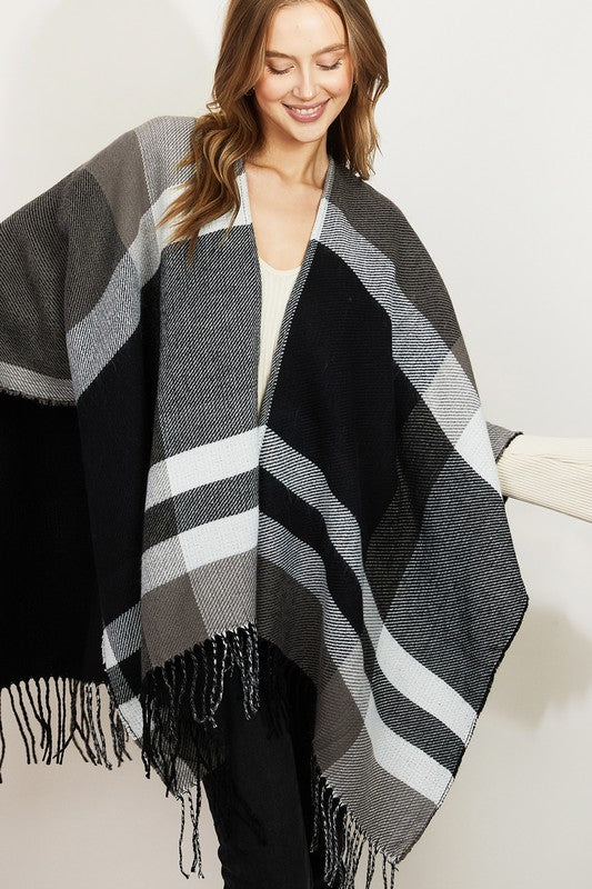 Plaid Pattern Fringe Fashion Poncho