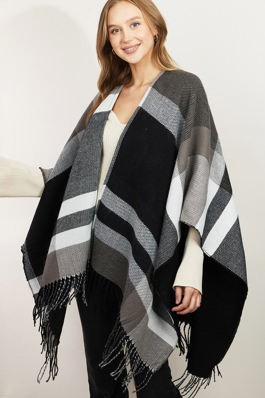 Plaid Pattern Fringe Fashion Poncho