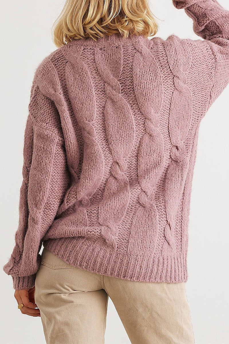 CABLE KNIT TURTLE NECK LONG SLEEVE SWEATER